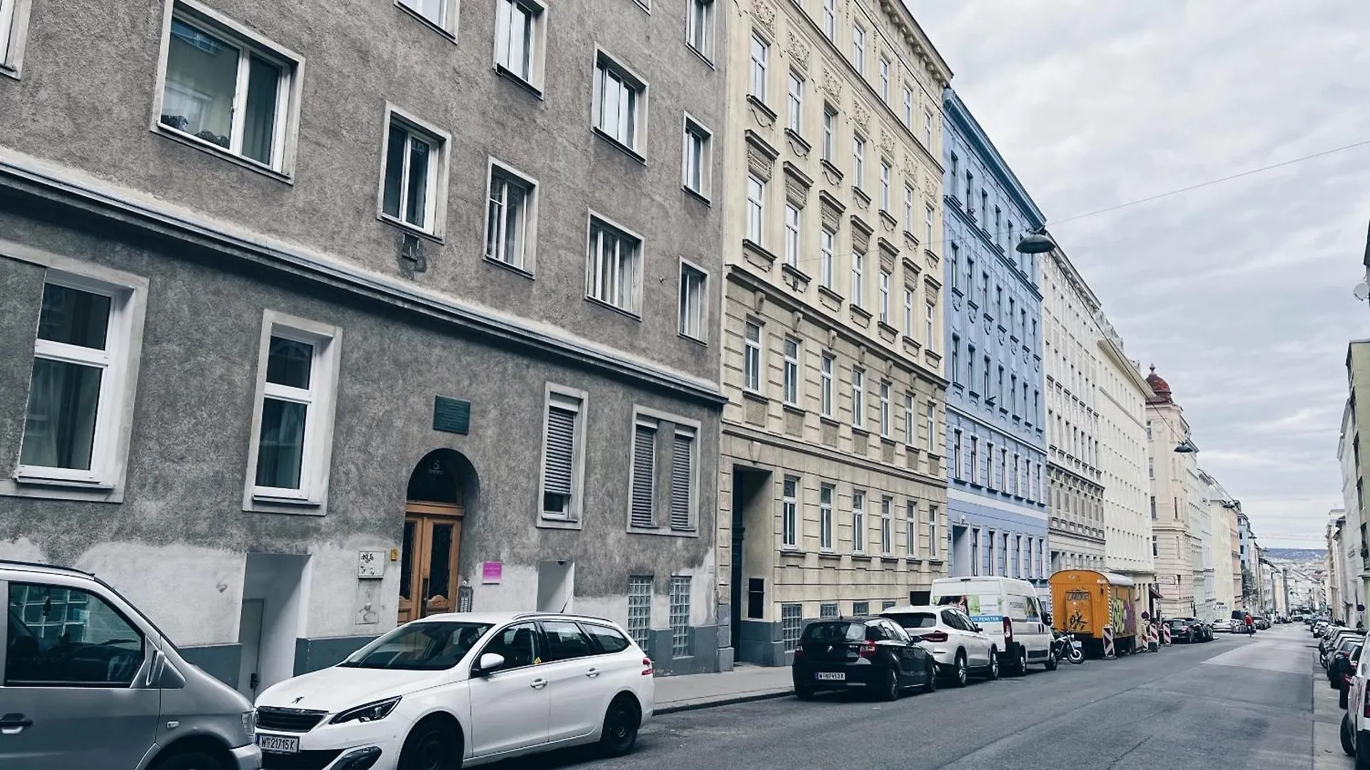 Capsule hotel Spaceone Vienna A2 - Shared Apartment Austria